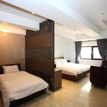 Suwon Reve Hotel מראה חיצוני תמונה