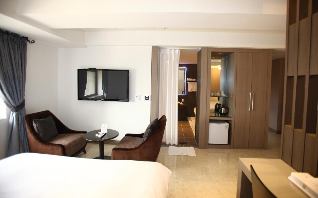 Suwon Reve Hotel מראה חיצוני תמונה