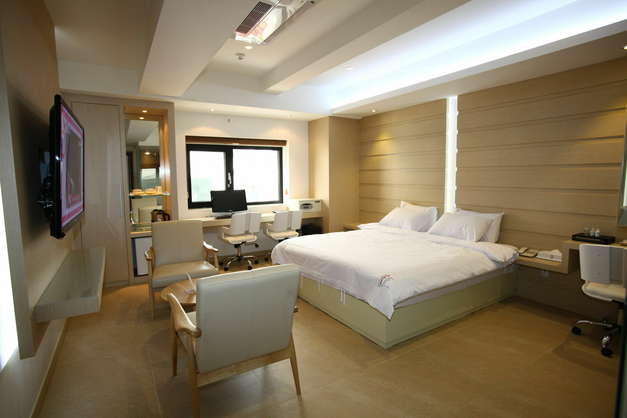 Suwon Reve Hotel מראה חיצוני תמונה